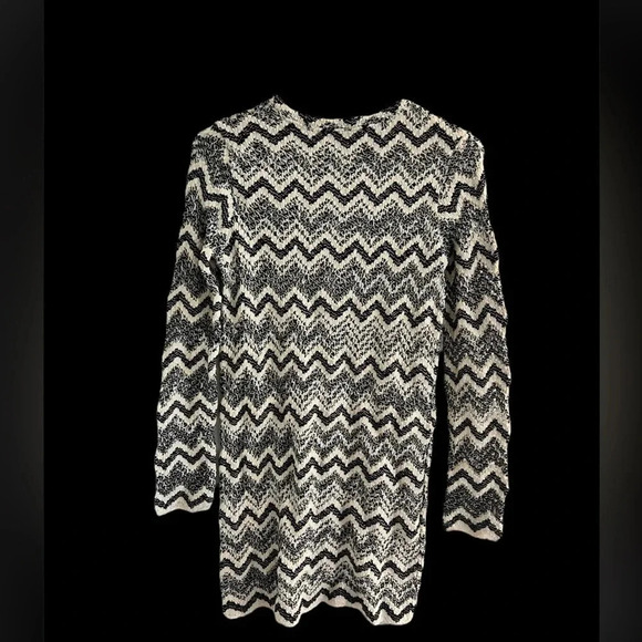 Zara Crochet Knit Chevron Print Dress Sz M - Picture 1 of 2